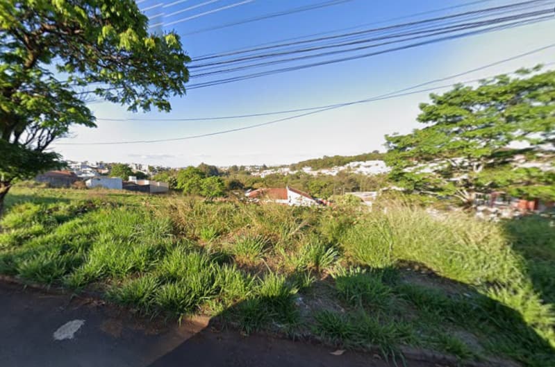 Foto 2 de 5: Imóvel em leilão em Arapongas - PR — LOTE 001 Lote de 603,85m2 - Parque Veneza | Arapongas-SP