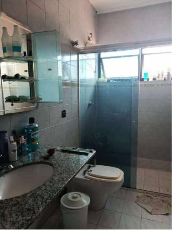 Foto 14 de 20: Terreno em leilão em Itu - SP, bairro Jardim Paraíso I — LOTE 001 Excelente casa de 491,97m2 com 796,52m2 de terreno, em 2 lotes, com frente para Av. das Per
