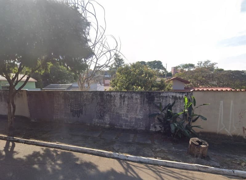 Foto 19 de 20: Terreno em leilão em Itu - SP, bairro Jardim Paraíso I — LOTE 001 Excelente casa de 491,97m2 com 796,52m2 de terreno, em 2 lotes, com frente para Av. das Per
