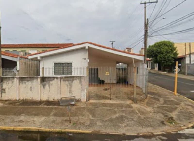 Terreno em leilão em Bauru - SP, bairro Vila Industrial — LOTE 006 Casa em terreno de 200m2 na Rua Romeu Crivelli, Vila Industrial, Bauru-SP