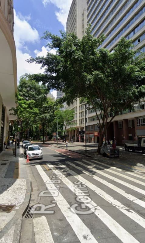 Foto 5 de 13: Comercial em leilão em São Paulo - SP, bairro República — LOTE 001 Conjunto n° 407, com 41,50m2, no 4º pavimento do Ed. Vicentina, situada à Rua Bráulio Gomes