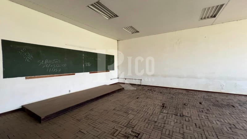 Foto 2 de 108: Terreno em leilão em Taubaté - SP — LOTE 001 UNITAU - Universidade Taubaté