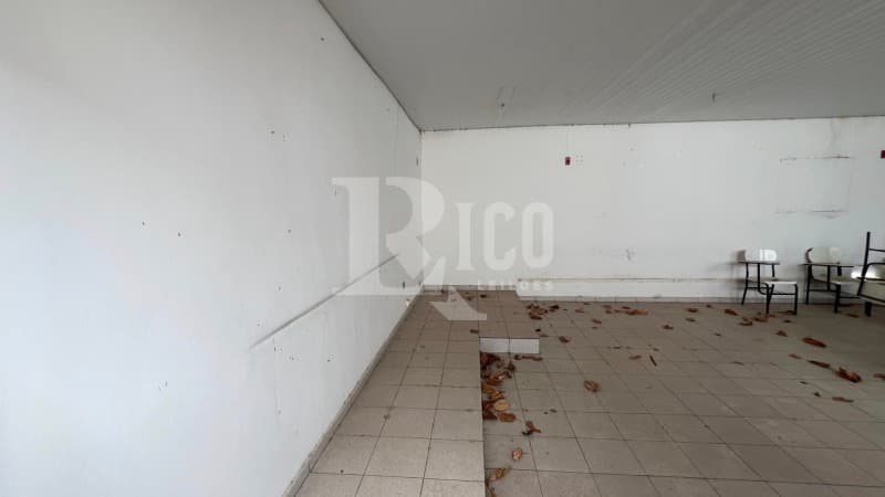Foto 50 de 108: Terreno em leilão em Taubaté - SP — LOTE 001 UNITAU - Universidade Taubaté
