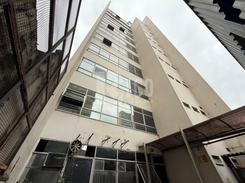 Foto 3 de 56: Comercial em leilão em São Paulo - SP — LOTE 001 Um prédio de 11 pavimentos
