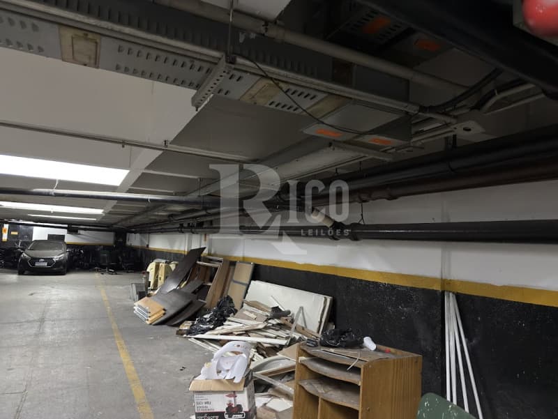 Foto 6 de 56: Comercial em leilão em São Paulo - SP — LOTE 001 Um prédio de 11 pavimentos