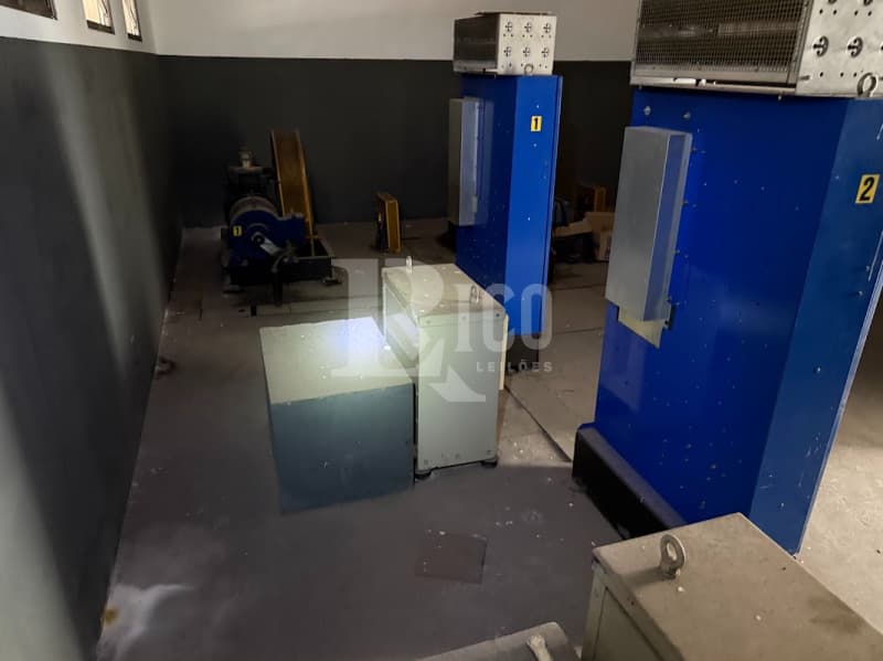 Foto 51 de 56: Comercial em leilão em São Paulo - SP — LOTE 001 Um prédio de 11 pavimentos
