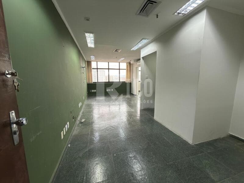 Foto 3 de 4: Comercial em leilão em Osasco - SP — LOTE 001 Sala comercial