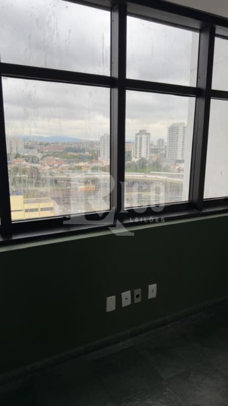 Foto 4 de 4: Comercial em leilão em Osasco - SP — LOTE 001 Sala comercial