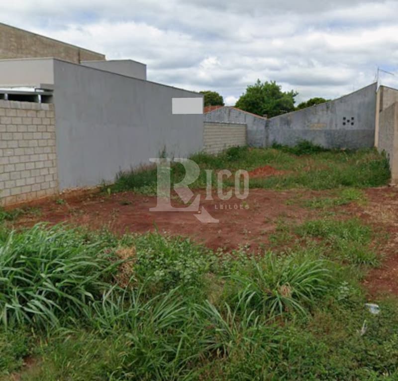 Foto 2 de 3: Terreno em leilão em Araraquara - SP, bairro Jardim Universal — LOTE 001 TERRENO SEM ÁREA CONSTRUÍDA