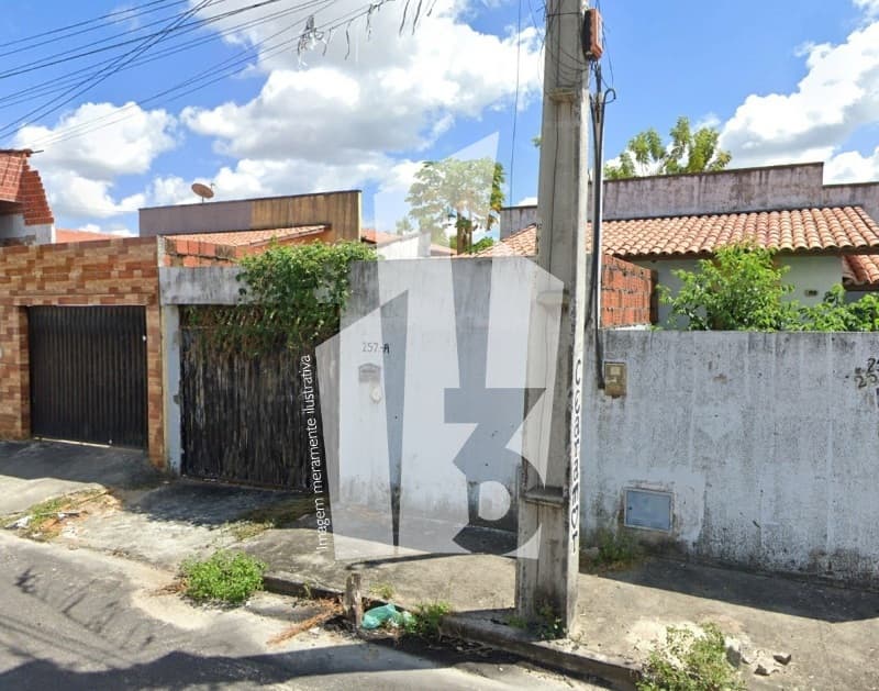 Foto 1 de 2: Casa em leilão em Horizonte - CE — LOTE 042 HORIZONTE/CE - CASA