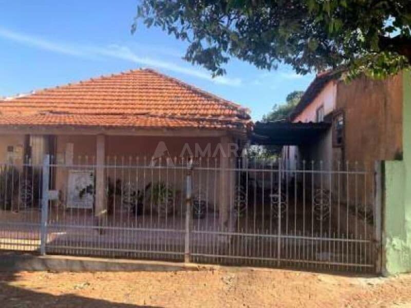 Casa em leilão em Gastão Vidigal - SP, bairro Centro — LOTE 001 Direitos - Imóvel - Centro, Gastão Vidigal/SP