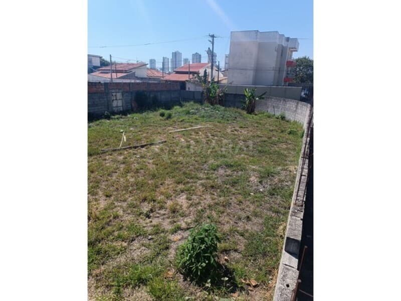 Foto 3 de 8: Terreno em leilão em Taubaté - SP, bairro Barranco — LOTE 013 Terreno de 357,62m² no Residencial Portal da Mantiquera