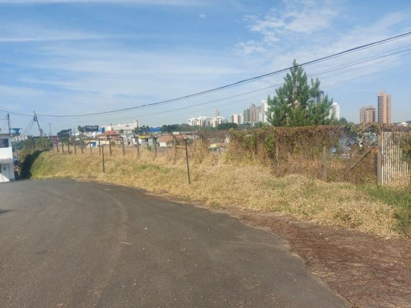 Foto 6 de 14: Terreno em leilão em Curitiba - PR — LOTE 001 MOSSUNGUE - LOTE n° 2-A (dois-A) com a área de 12.960,00m2