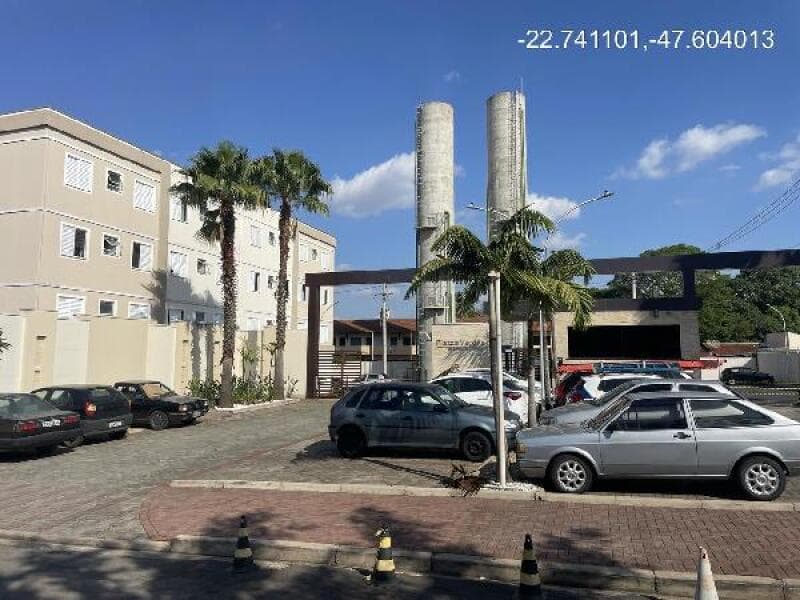 Apartamento em leilão em Piracicaba - SP — LOTE 517 COND RES PQPIAZZA VERONA