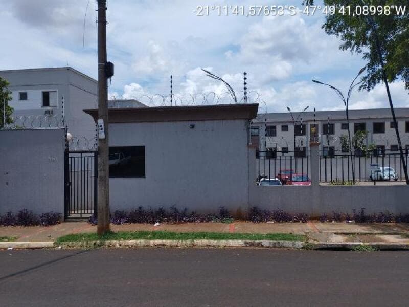 Apartamento em leilão em Ribeirão Preto - SP — LOTE 526 LAR ALEMANHA
