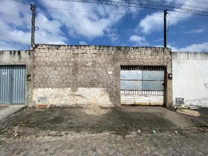 Casa em leilão em Maceió - AL — LOTE 001 CJ RES NOVO JARDIM
