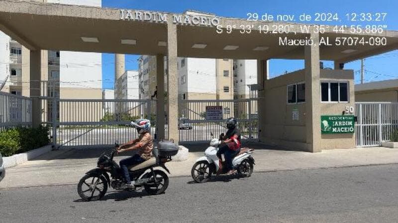 Apartamento em leilão em Maceió - AL — LOTE 003 COND RES JD MACEIO