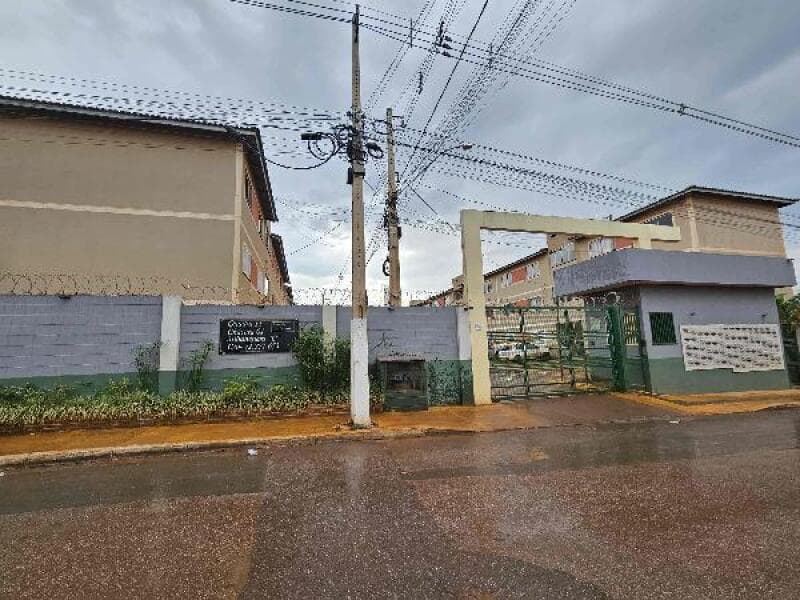 Apartamento em leilão em Valparaíso De Goiás - GO — LOTE 124 COND RES FORMOSO II