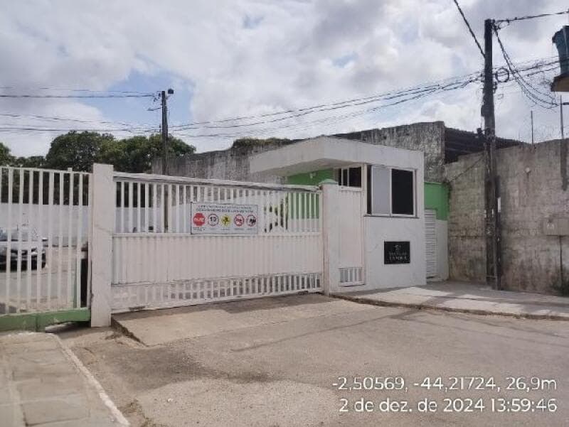 Apartamento em leilão em São Luís - MA — LOTE 132 COND RES RAPOSA