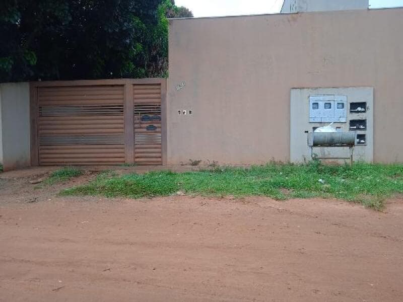 Casa em leilão em Campo Grande - MS — LOTE 198 COND RES WEBBER XVI