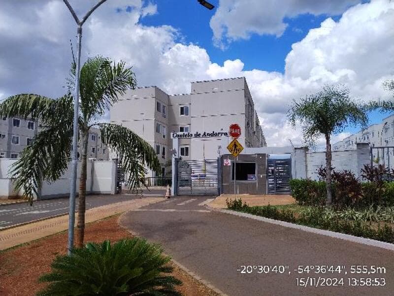 Apartamento em leilão em Campo Grande - MS — LOTE 199 COND RES PQ CASTELO DE ANDORRA