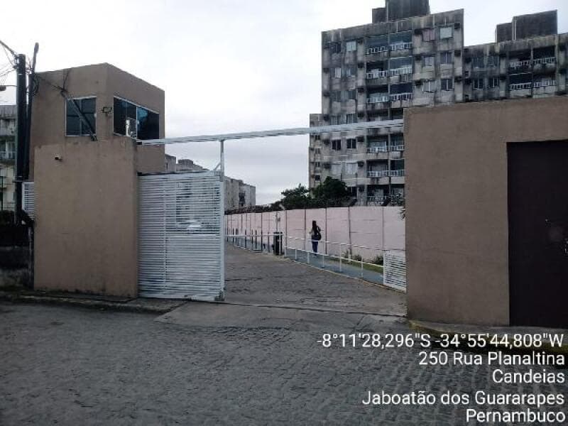 Apartamento em leilão em Jaboatão Dos Guararapes - PE — LOTE 246 COND RES PIEDADE LIFE