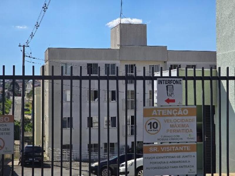 Apartamento em leilão em Ponta Grossa - PR — LOTE 292 JARDINS COND E LAZER - COND FLORENCE