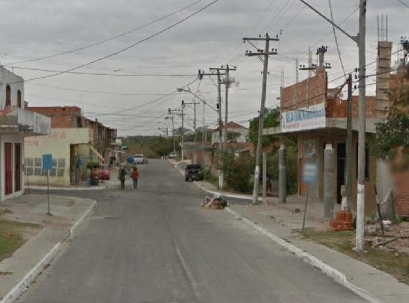 Casa em leilão em Belford Roxo - RJ — LOTE 307 COND RES VEREDAS II