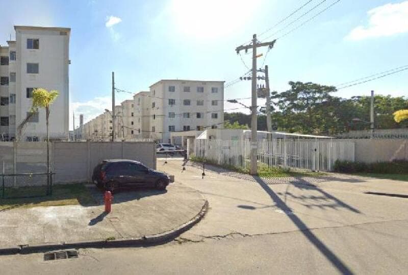 Apartamento em leilão em Rio De Janeiro - RJ — LOTE 348 APARTAMENTO