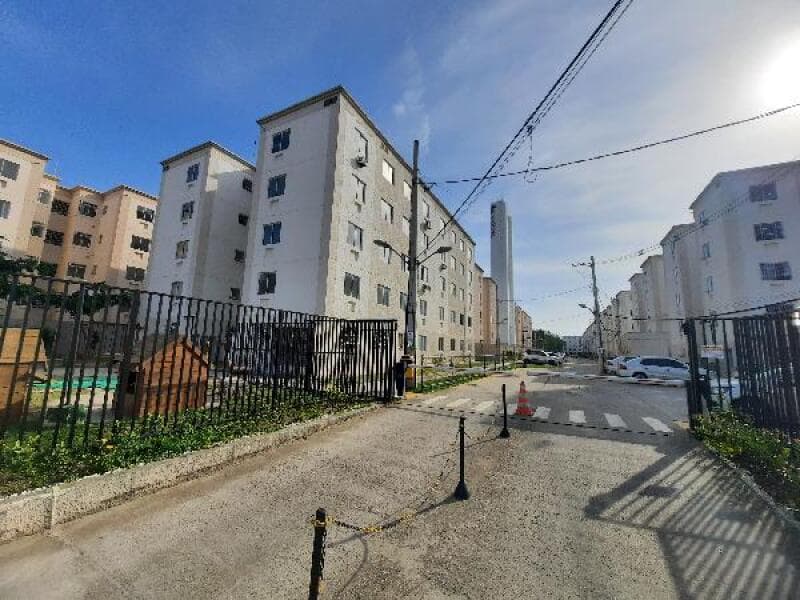 Apartamento em leilão em Rio De Janeiro - RJ — LOTE 351 SOLAR DO OESTE I