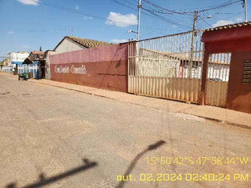 Casa em leilão em Valparaíso De Goiás - GO — LOTE 102 COND RES CANADÁ