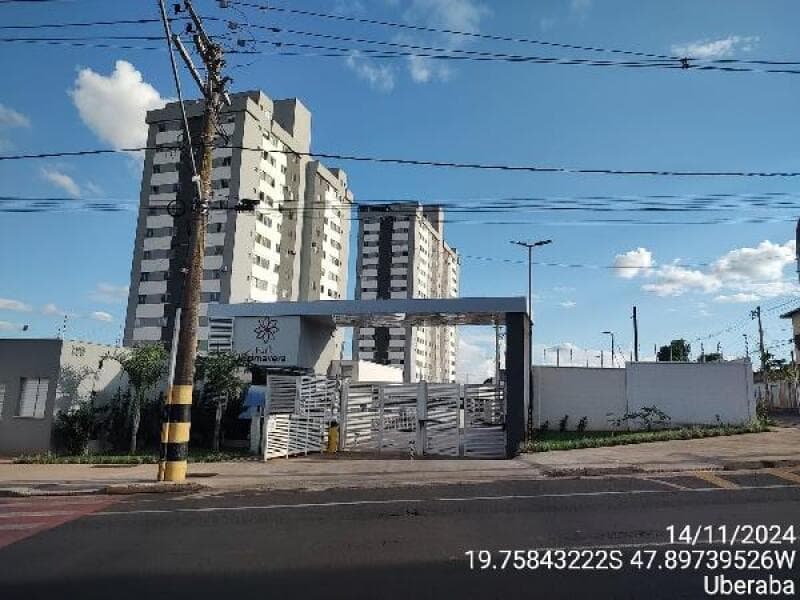 Apartamento em leilão em Uberaba - MG — LOTE 144 COND RES PARK PRIMAVERA