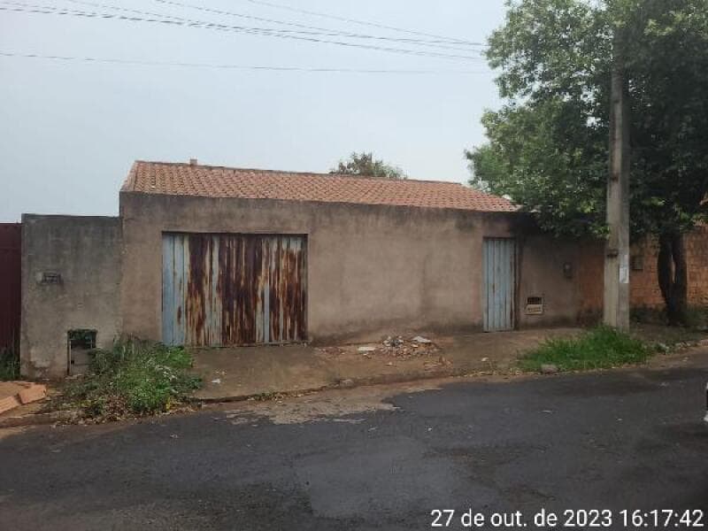 Casa em leilão em Uberaba - MG — LOTE 146 CASA