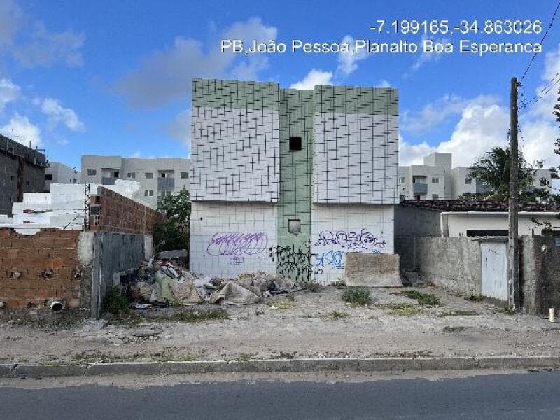 Apartamento em leilão em João Pessoa - PB — LOTE 186 PREDIO RES VILLAGE HORIZONTE