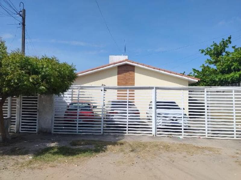 Casa em leilão em Paulista - PE — LOTE 209 RES IZABEL RABELO