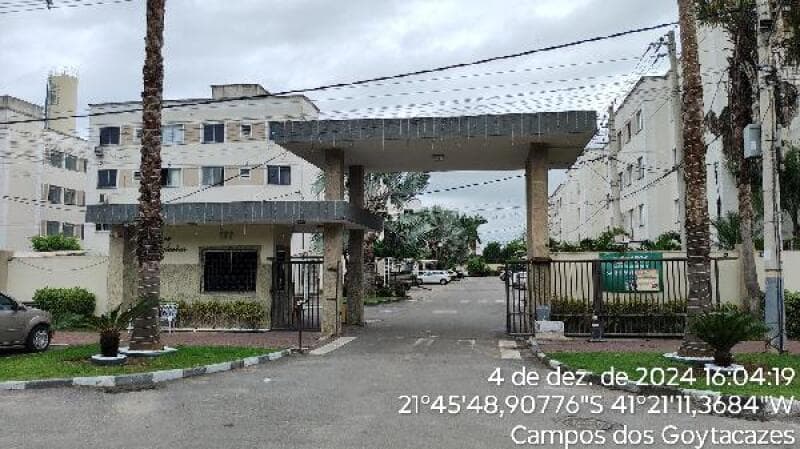 Apartamento em leilão em Campos Dos Goytacazes - RJ — LOTE 243 RES PQ AMBAR