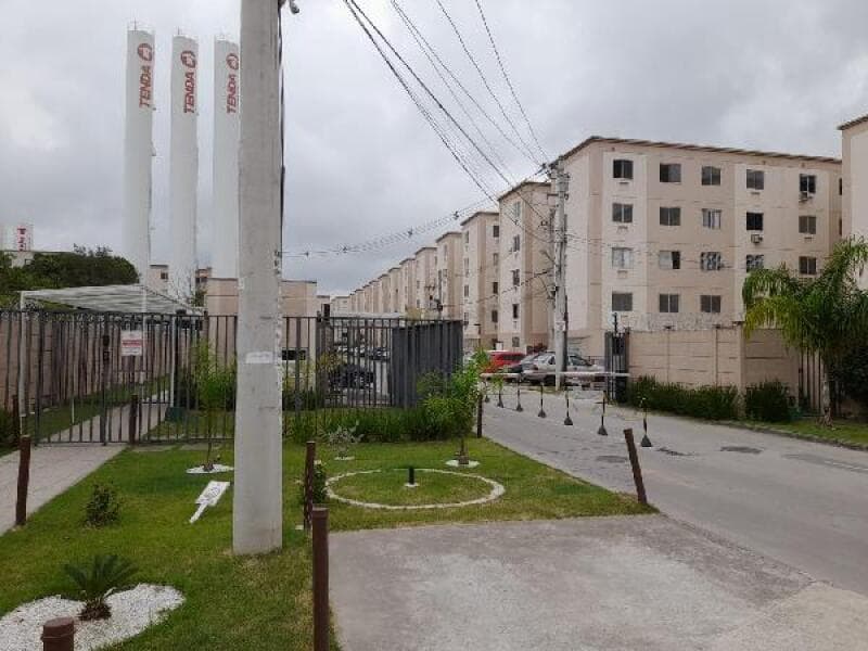 Apartamento em leilão em Rio De Janeiro - RJ — LOTE 303 APARTAMENTO