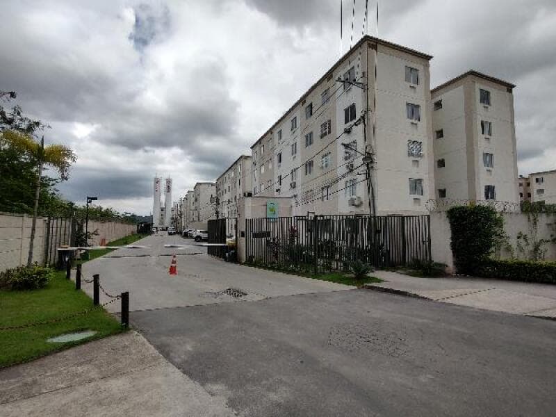 Apartamento em leilão em Rio De Janeiro - RJ — LOTE 305 APARTAMENTO