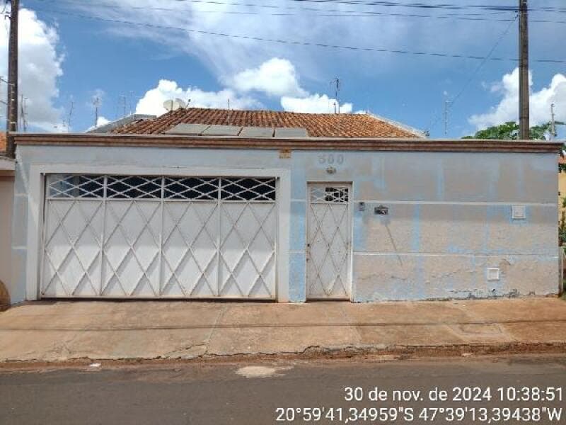 Apartamento em leilão em Campinas - SP — LOTE 383 COND RES HM21-4
