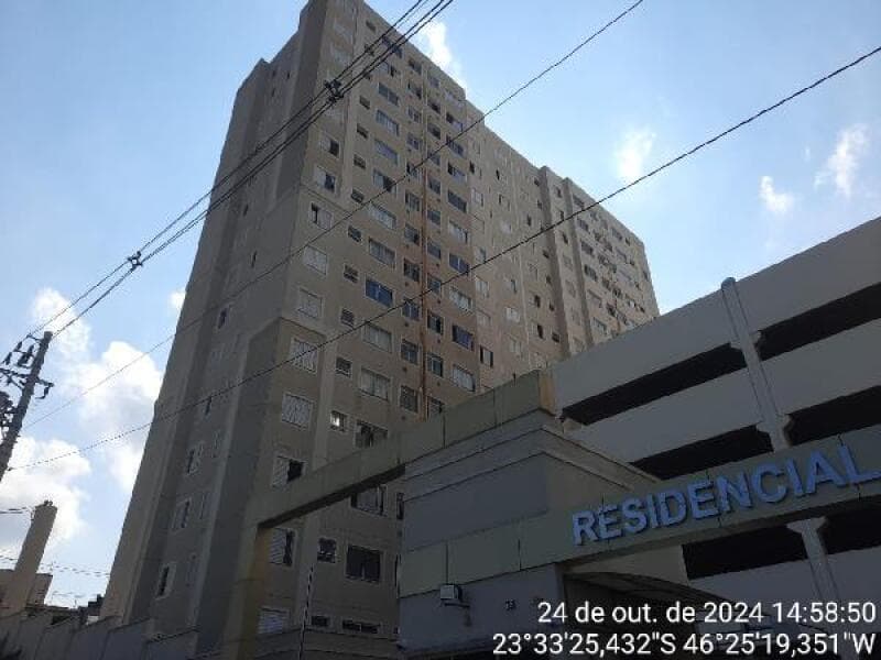 Apartamento em leilão em São Paulo - SP — LOTE 433 RES CEREJEIRAS