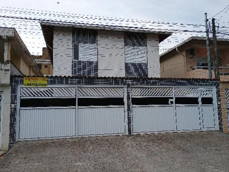 Casa em leilão em São Vicente - SP — LOTE 437 RES PQ CONTINENTAL