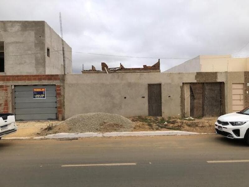 Casa em leilão em Vitória Da Conquista - BA, bairro Bateias — LOTE 038 Lot Cidade Modelo