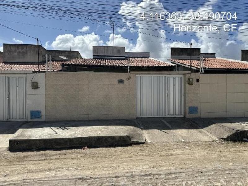 Casa em leilão em Horizonte - CE, bairro Gameleira — LOTE 044 CASA