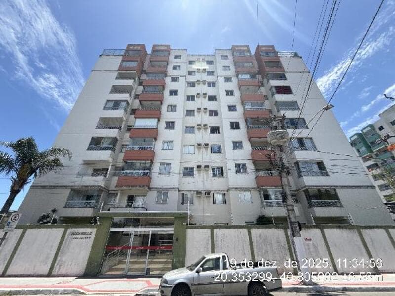 Apartamento em leilão em Vila Velha - ES — LOTE 055 EDIFICIO ROUGE