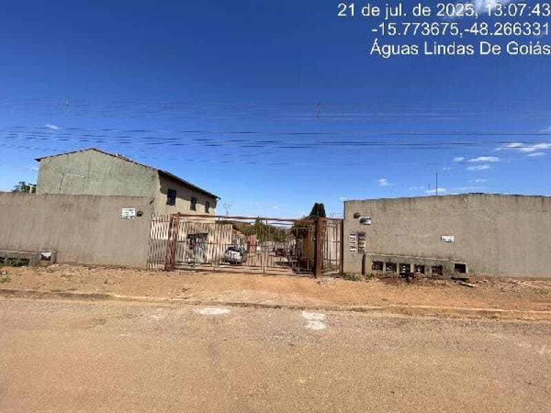 Casa em leilão em Águas Lindas De Goiás - GO, bairro Chacaras Quedas do Descoberto — LOTE 058 CONDOMINIO RESIDENCIAL NEW QUEDAS II