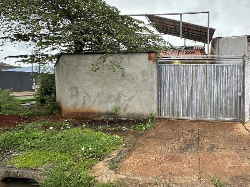 Casa em leilão em Goiânia - GO, bairro Jardim Ipanema — LOTE 089 Res. Jd. Ipanema