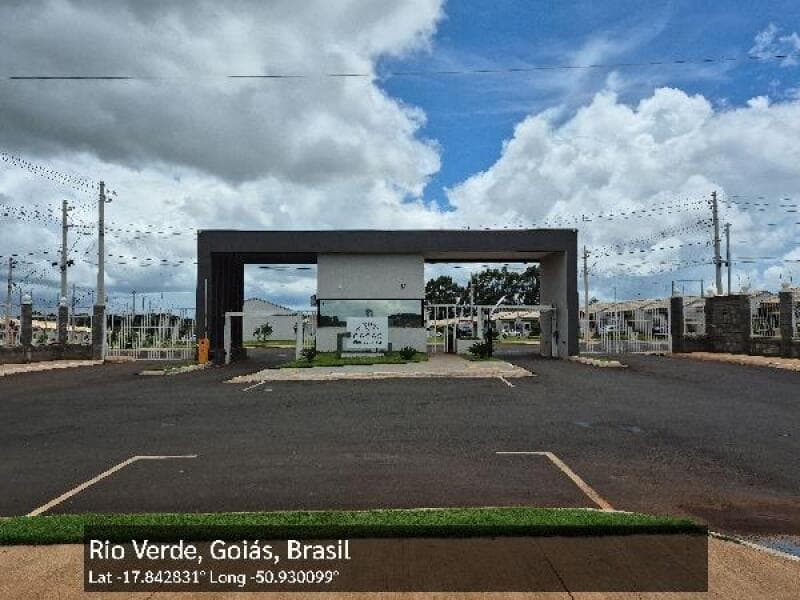 Casa em leilão em Rio Verde - GO — LOTE 105 COND RES CASAS FLAMBOYANT II