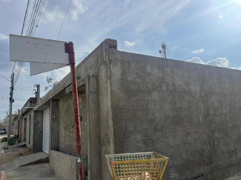 Casa em leilão em Belo Jardim - PE, bairro Euno Andrade da Silva — LOTE 212 LOTEAMENTO VIANA E MOURA INHUMAS