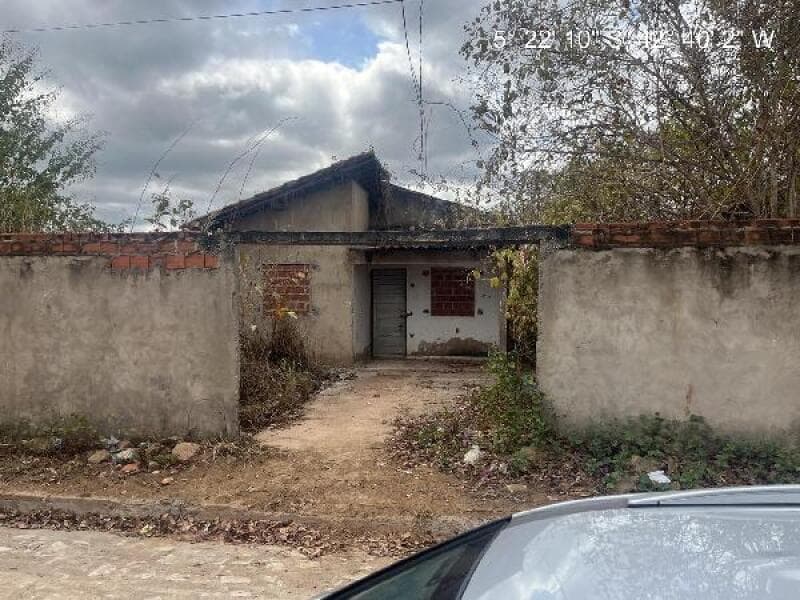 Casa em leilão em Demerval Lobão - PI, bairro Cidade Nova — LOTE 237 CASA