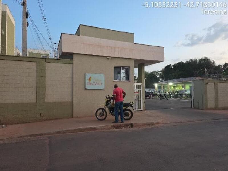 Apartamento em leilão em Teresina - PI — LOTE 248 CONDOMINIO VILLAGE DEL VILLE